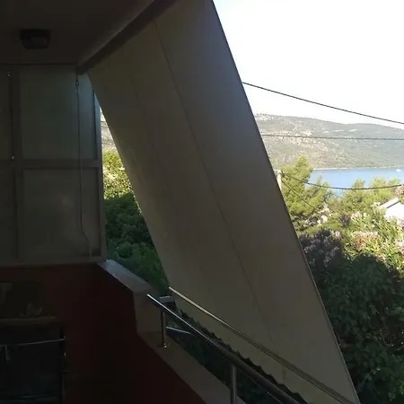 Apartment Ivakic M&m Seget Vranjica